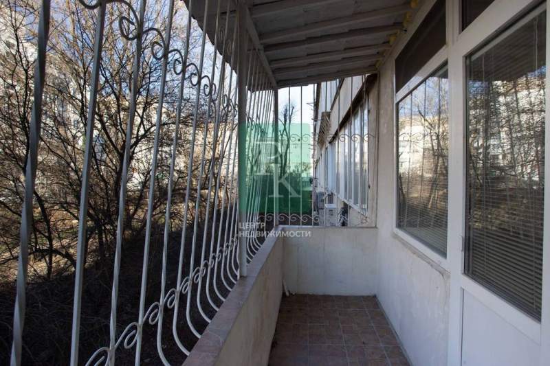 Продам двухкомнатную квартиру 51 м.кв.