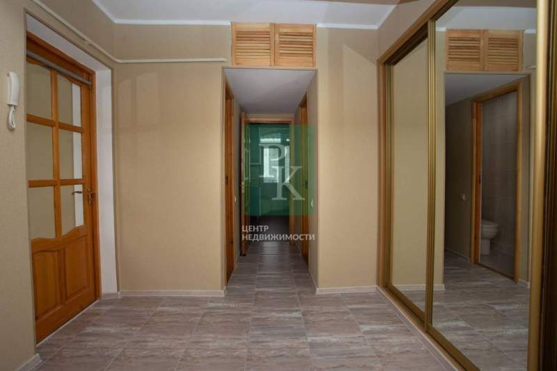 Продам двухкомнатную квартиру 51 м.кв.