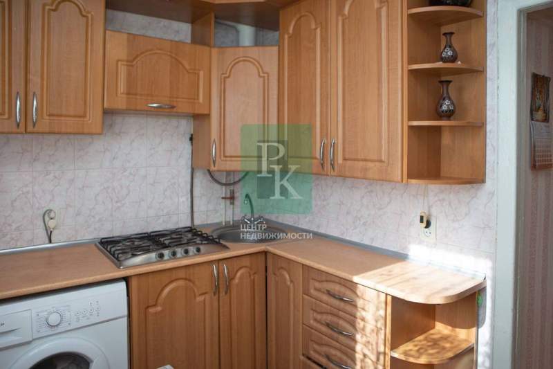 Продам трехкомнатную квартиру 53 м.кв.