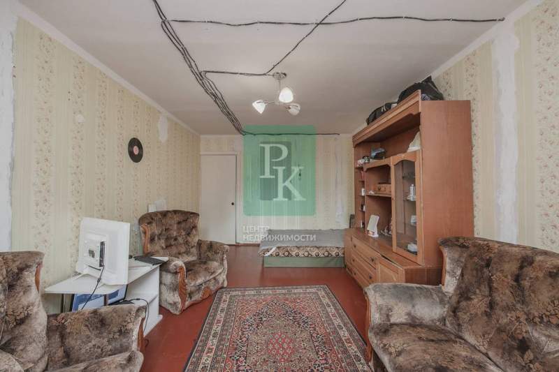 Продам однокомнатную квартиру 42 м.кв.
