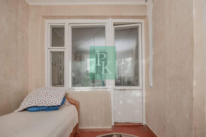 Продам однокомнатную квартиру 42 м.кв.