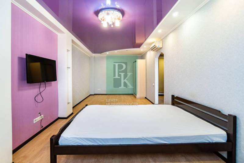 Продам однокомнатную квартиру 42 м.кв.