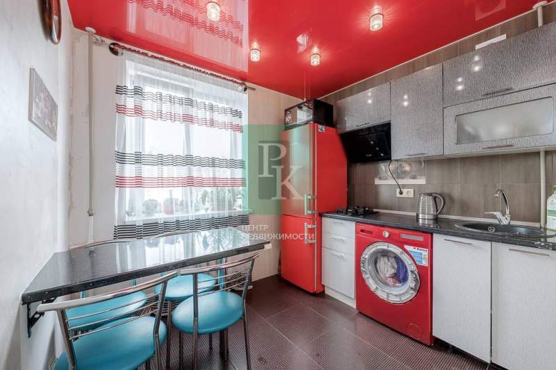 Продам двухкомнатную квартиру 43 м.кв.