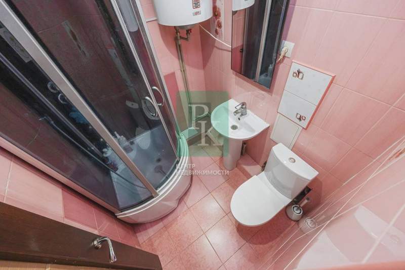 Продам двухкомнатную квартиру 43 м.кв.